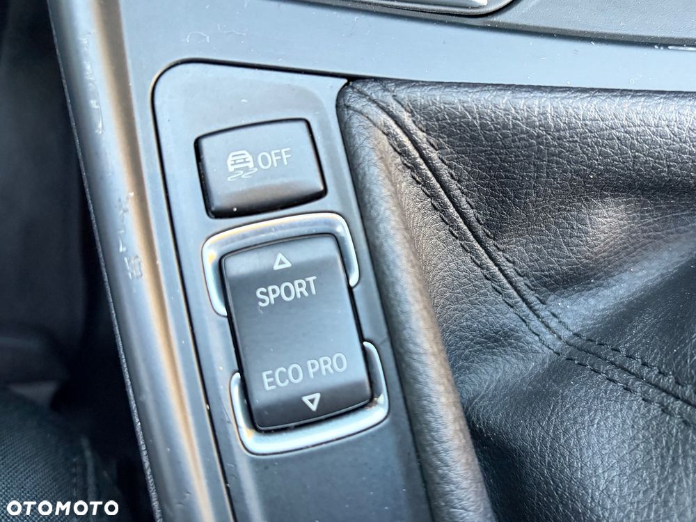 BMW Seria 1 116d EfficientDynamics Edition - 28