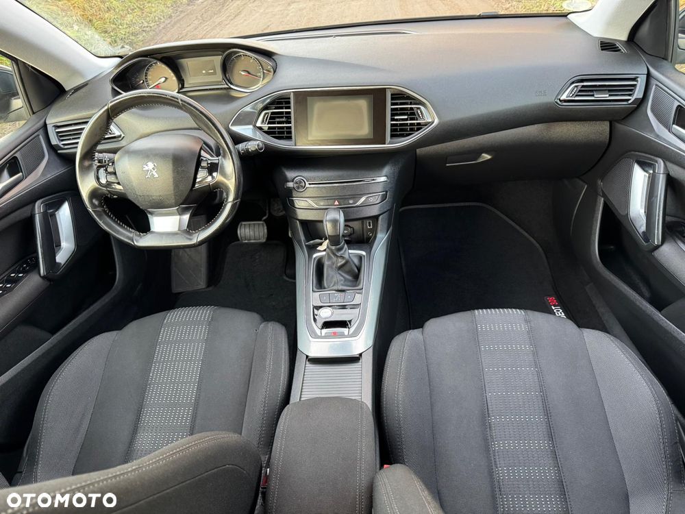 Peugeot 308 - 21