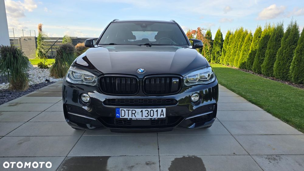 BMW X5 M M50d Sport-Aut - 2