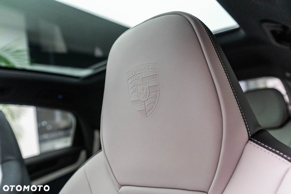Porsche Cayenne S E-Hybrid PHEV Black Edition - 30