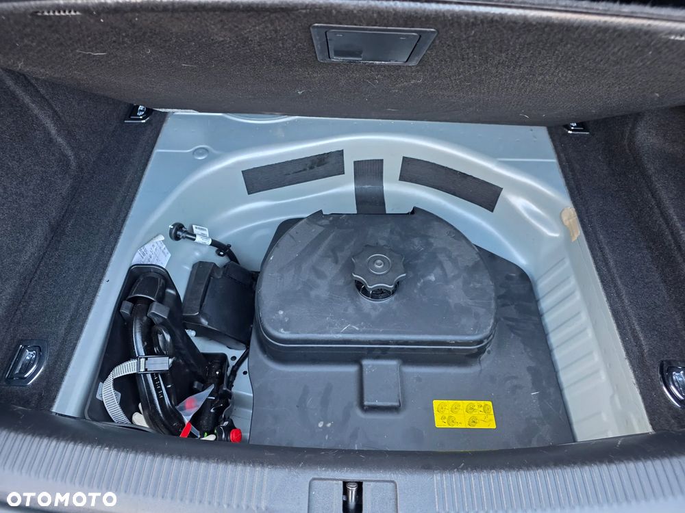 Audi A4 Limousine - 29