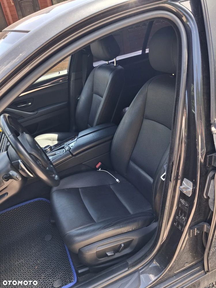 BMW Seria 5 518d Modern Line - 13