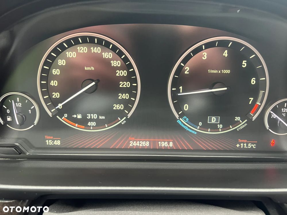 BMW Seria 5 528i xDrive - 21