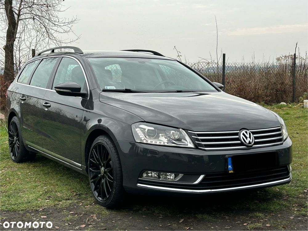 Volkswagen Passat 1.6 TDI DPF BlueMot Highline - 18