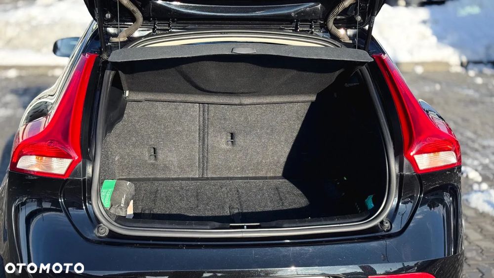 Volvo V40 D2 Geartronic Kinetic - 33