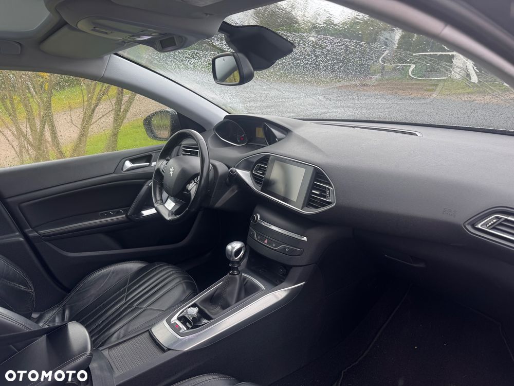 Peugeot 308 155 THP Platinum - 6
