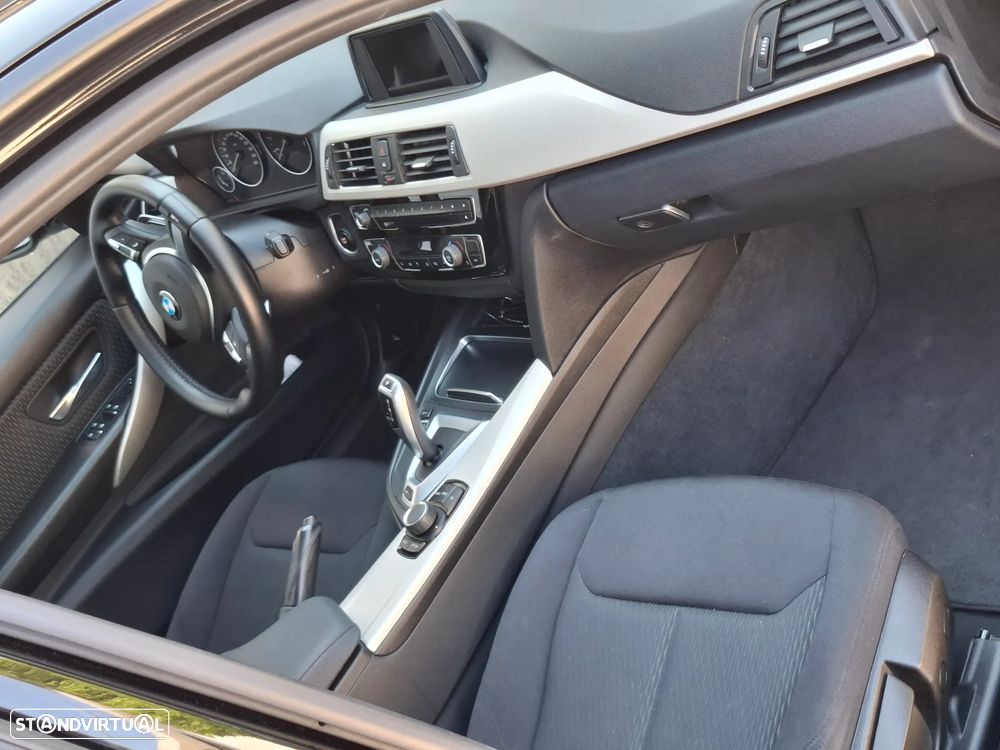 BMW 330 - 14