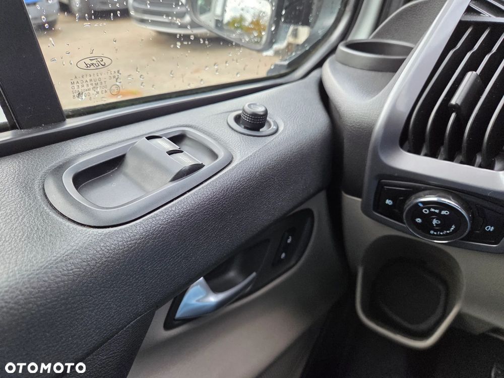 Ford Transit Custom - 9