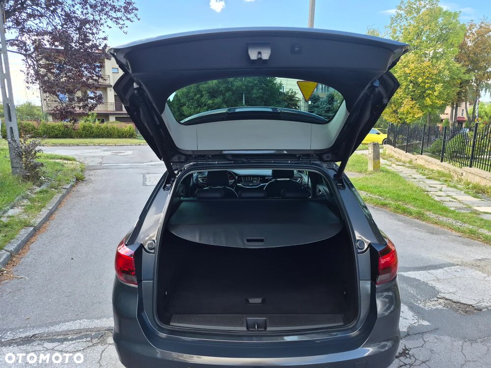 Opel Astra 1.4 Turbo Innovation - 27