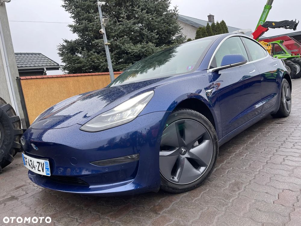 Tesla Model 3 - 28