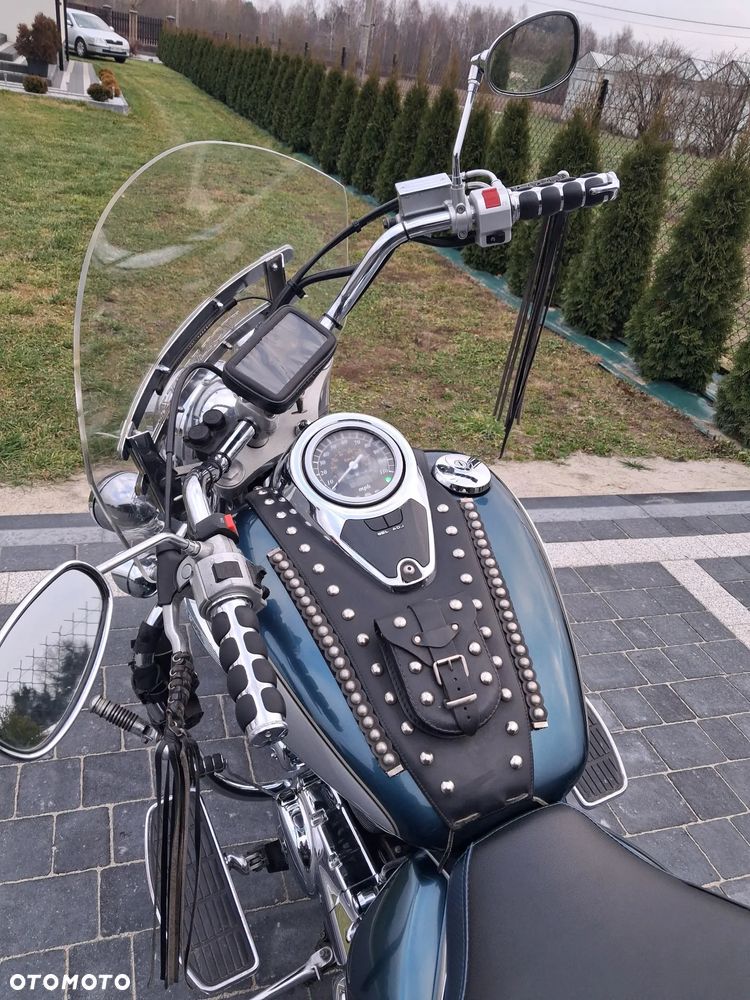 Suzuki VL 800 Volusia - 8