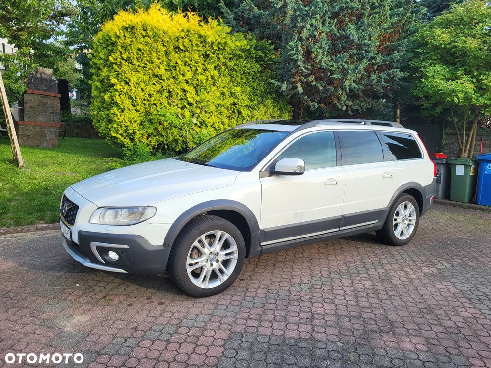 Volvo XC 70 - 1