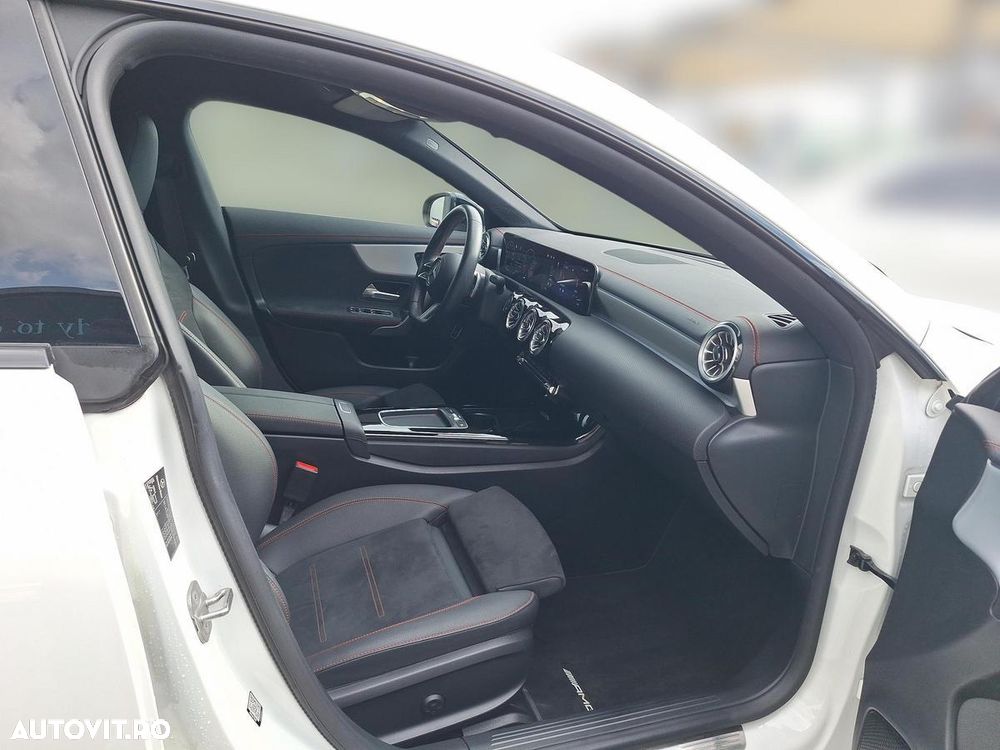 Mercedes-Benz CLA 200 MHEV Coupe - 13