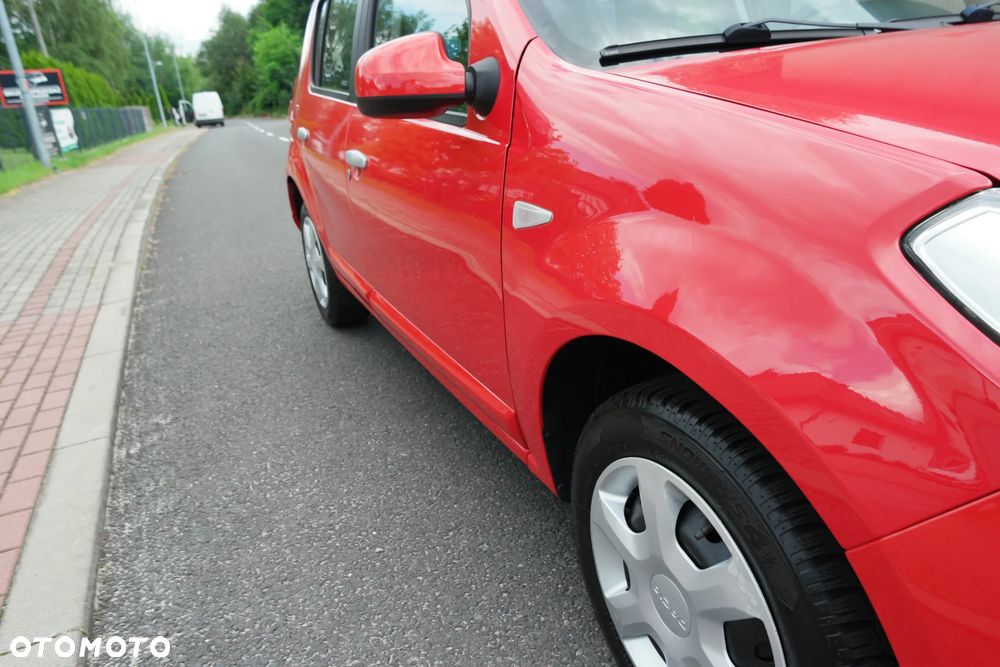 Dacia Sandero 1.6 Laureate - 16