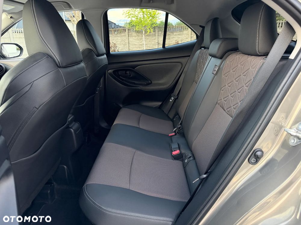 Toyota Yaris Cross Hybrid 1.5 Executive - 31