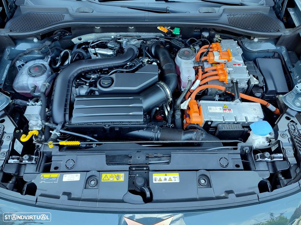 Cupra Formentor 1.5 e-Hybrid DSG - 9