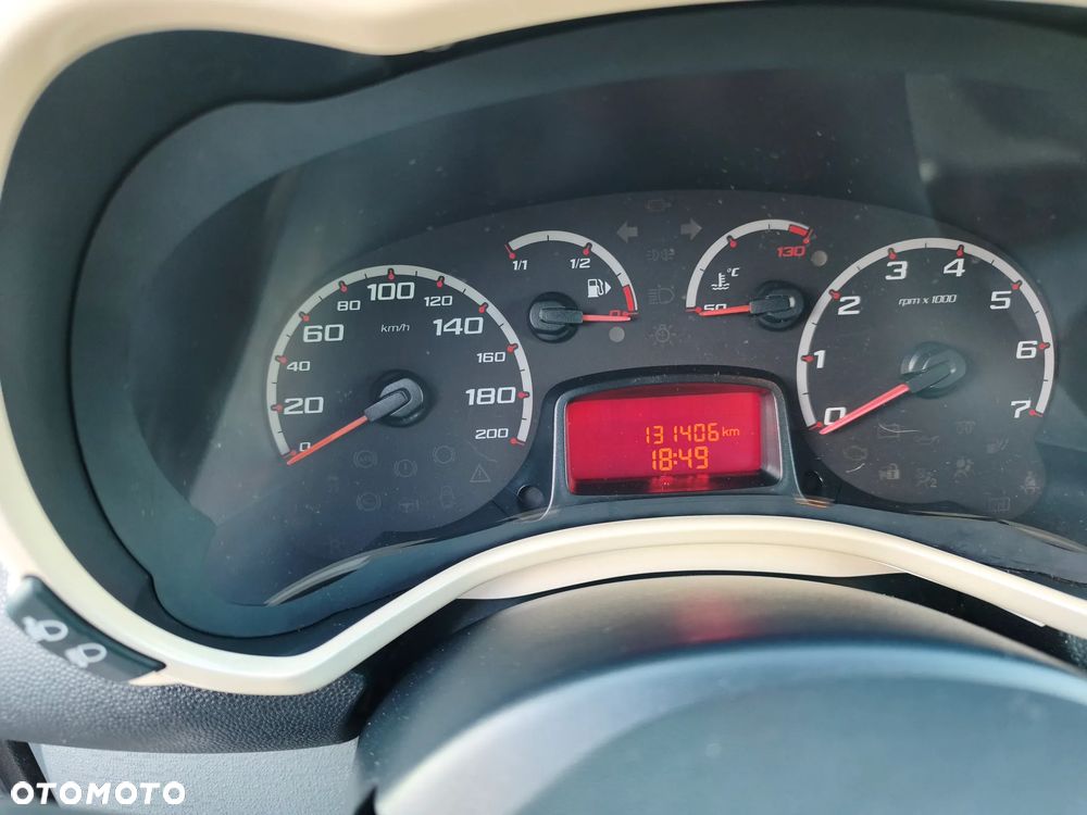 Ford KA 1.2 Trend - 15