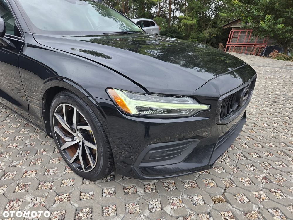 Volvo S60 T5 Momentum Pro - 25