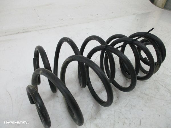 Mola Suspensao Tras Peugeot 207 (Wa_, Wc_) - 2