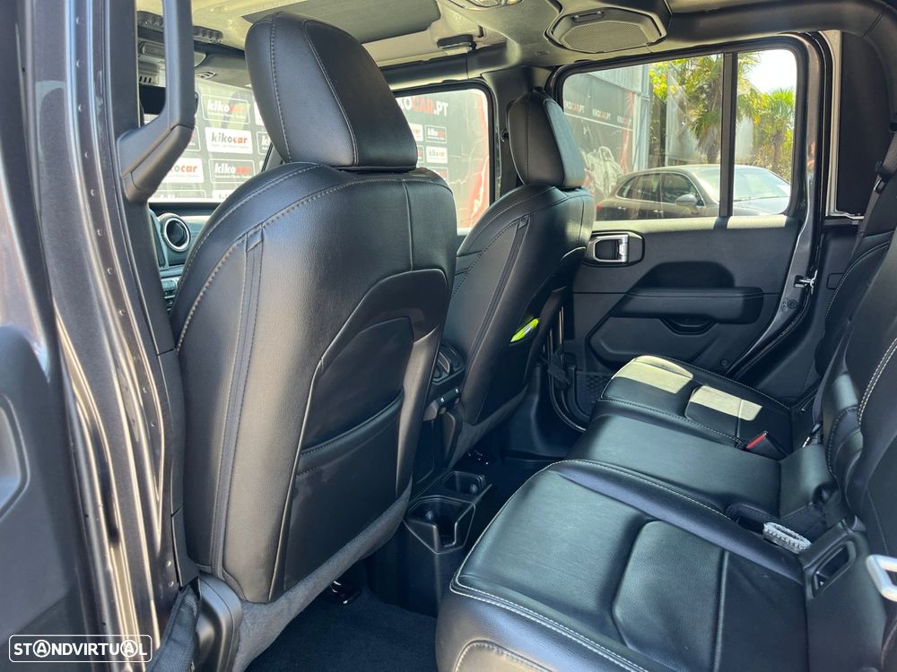 Jeep Gladiator 3.0 CRD Overland AT8 - 39