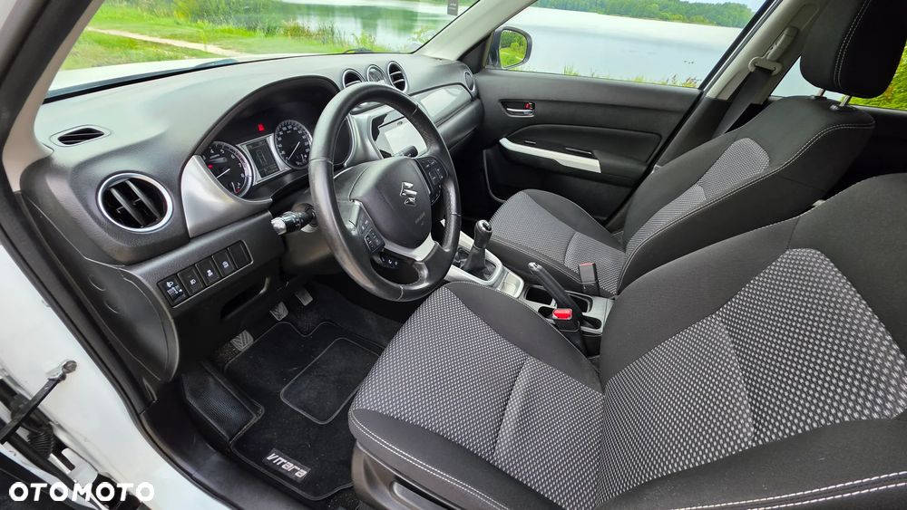 Suzuki Vitara 1.6 (4x2) Comfort - 16