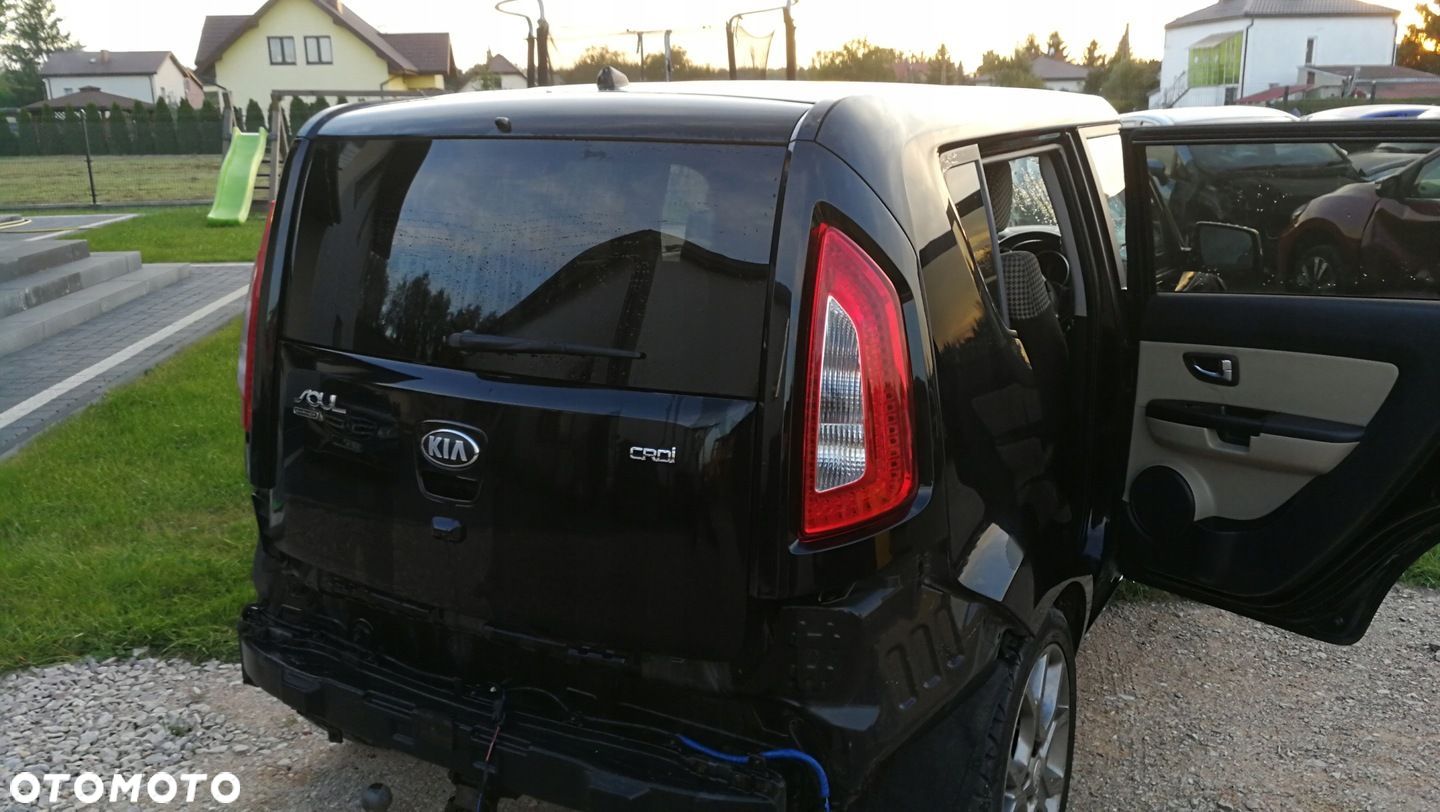 Klapa tył tylna bagażnika kamera cofania 9H Kia SOUL lift 08-13 - 1