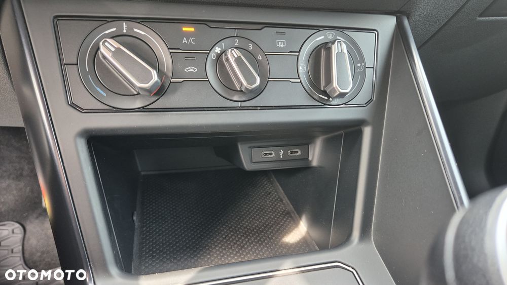 Volkswagen Polo 1.0 Comfortline - 19