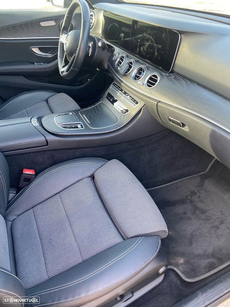Mercedes-Benz E 300 de 4Matic T 9G-TRONIC Exclusive - 10
