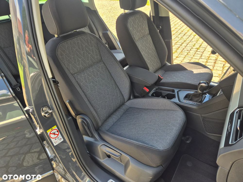 Volkswagen Tiguan - 11