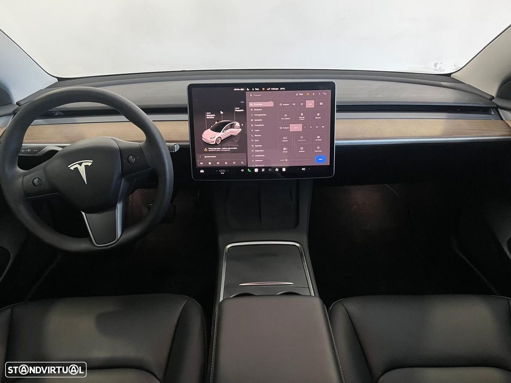 Tesla Model 3 - 36