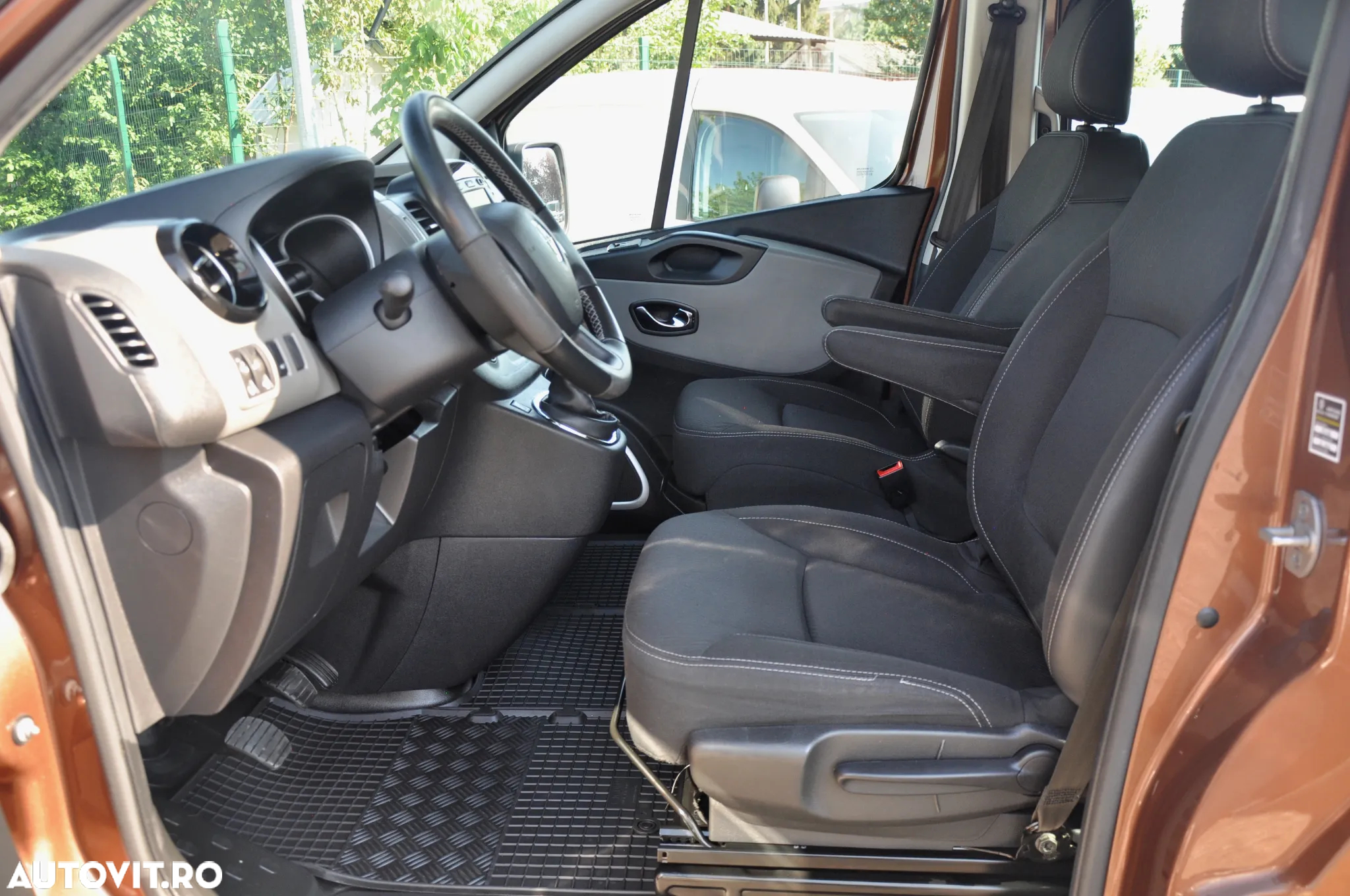 Renault Trafic L2H1 Doka 5 Locuri - 16
