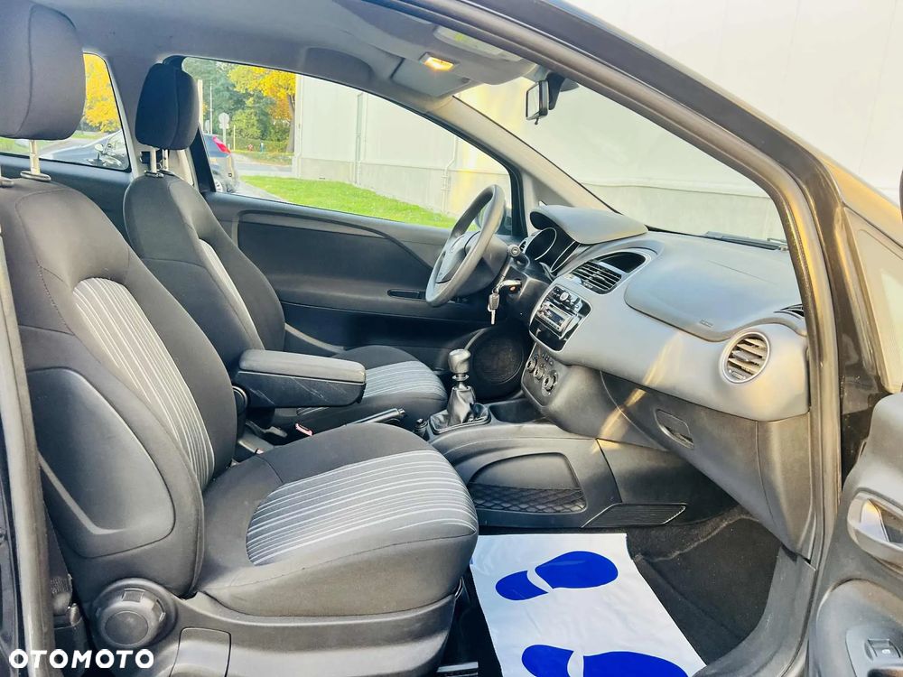 Fiat Punto Evo 1.4 8V Active - 26