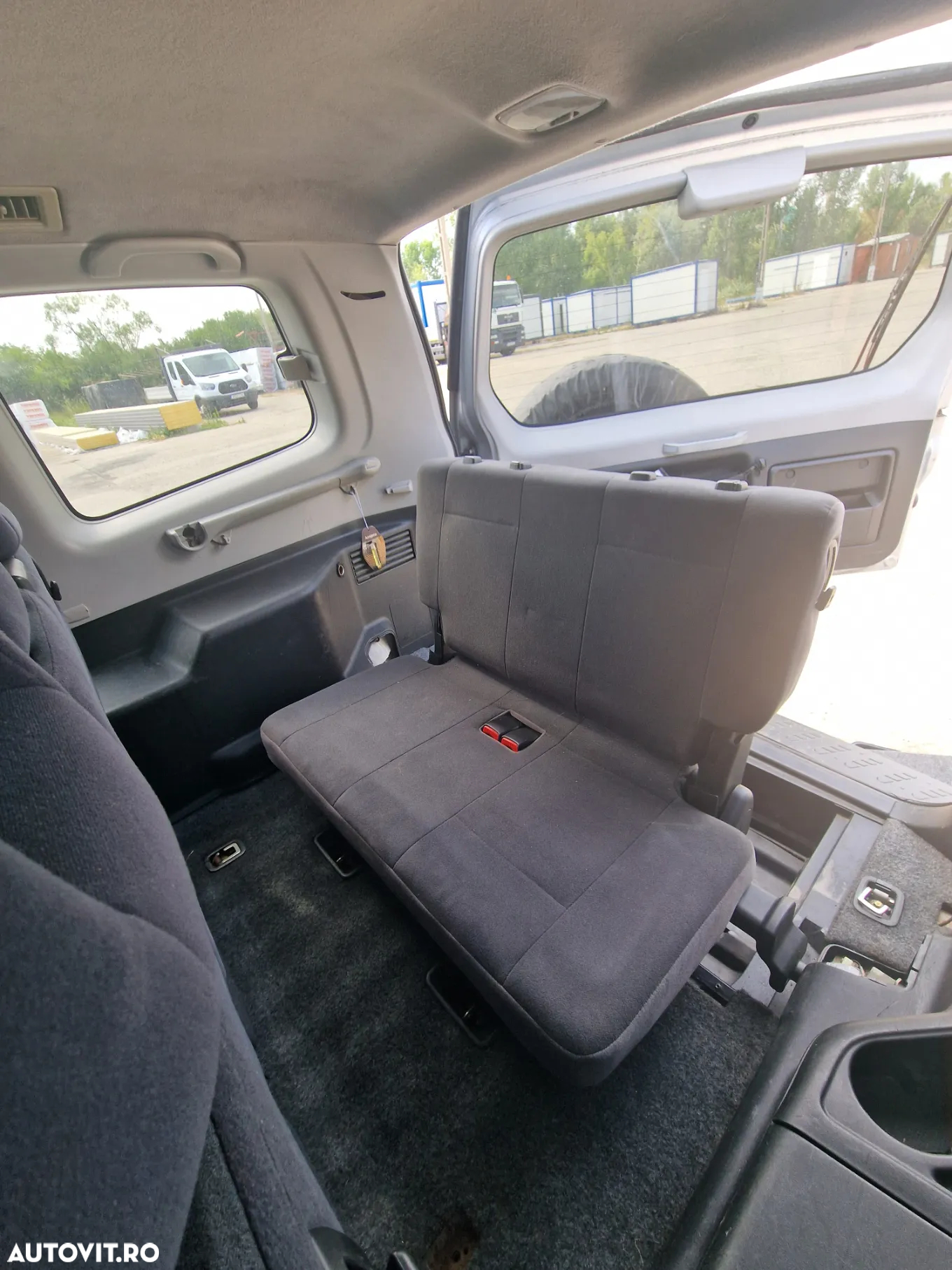 Mitsubishi Pajero - 14
