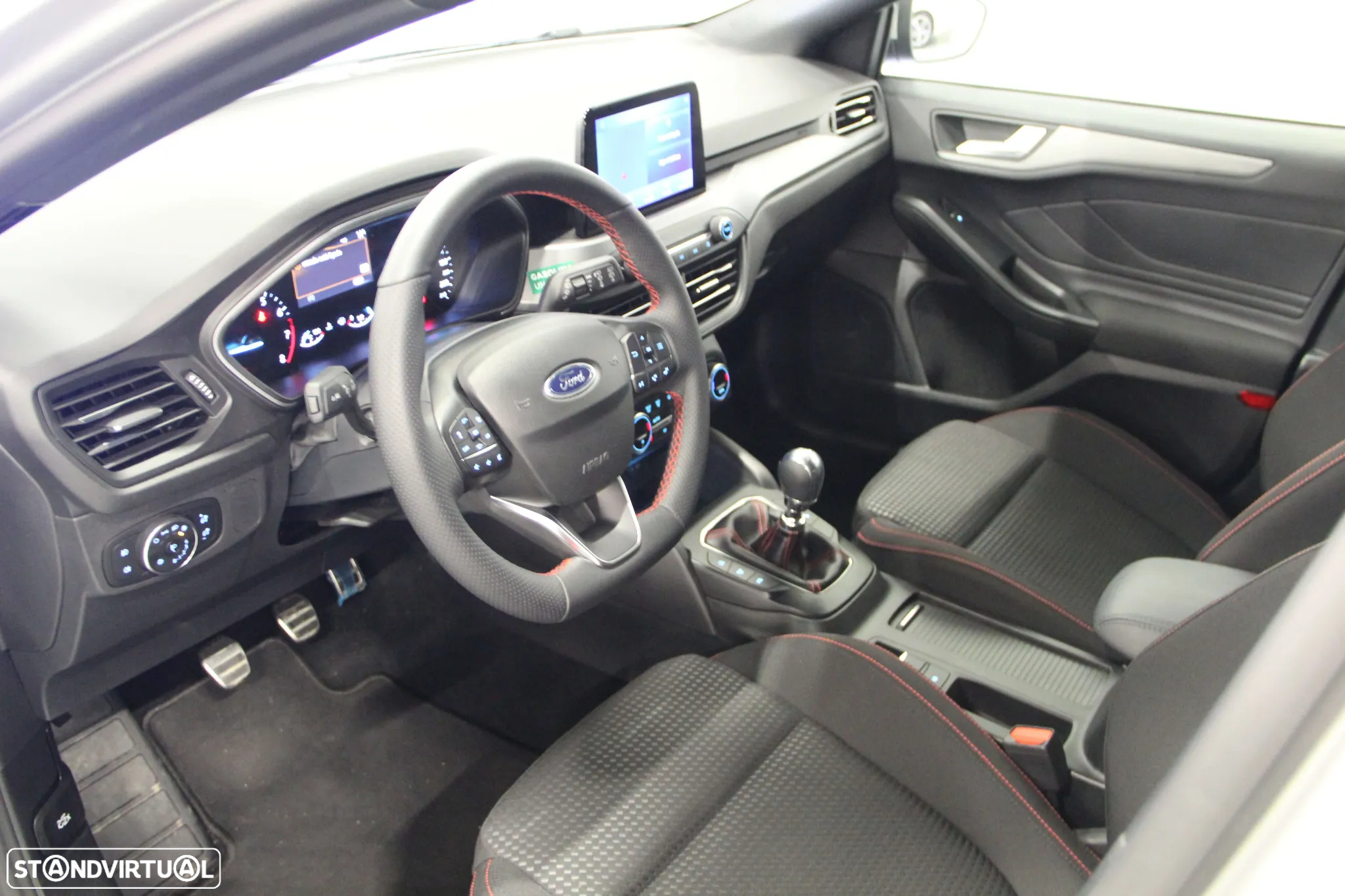 Ford Focus 1.0 EcoBoost MHEV Active - 5