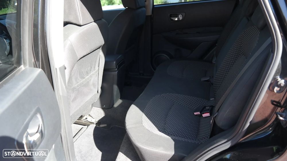 Nissan Qashqai 1.5 dCi Tekna Premium 18 - 16