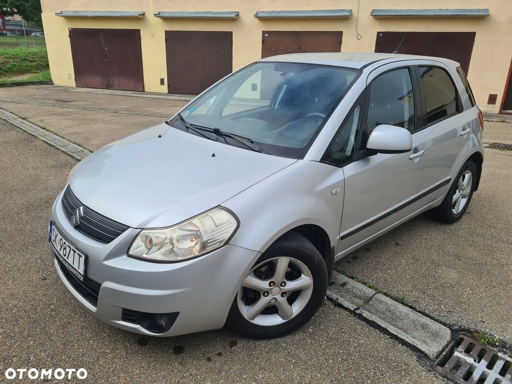 Suzuki SX4 1.6 GS / Premium - 1