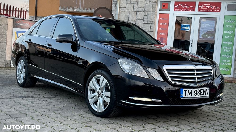 Mercedes-Benz E - 10