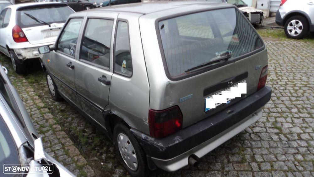Fiat Uno 1.1 5P 1991 - Para Peças - 8