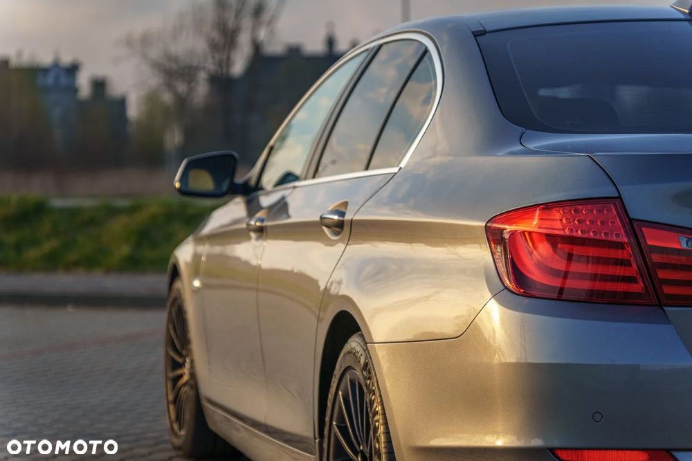 BMW Seria 5 530d - 7