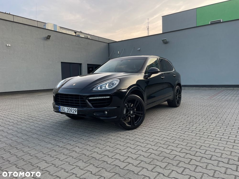 Porsche Cayenne S - 1