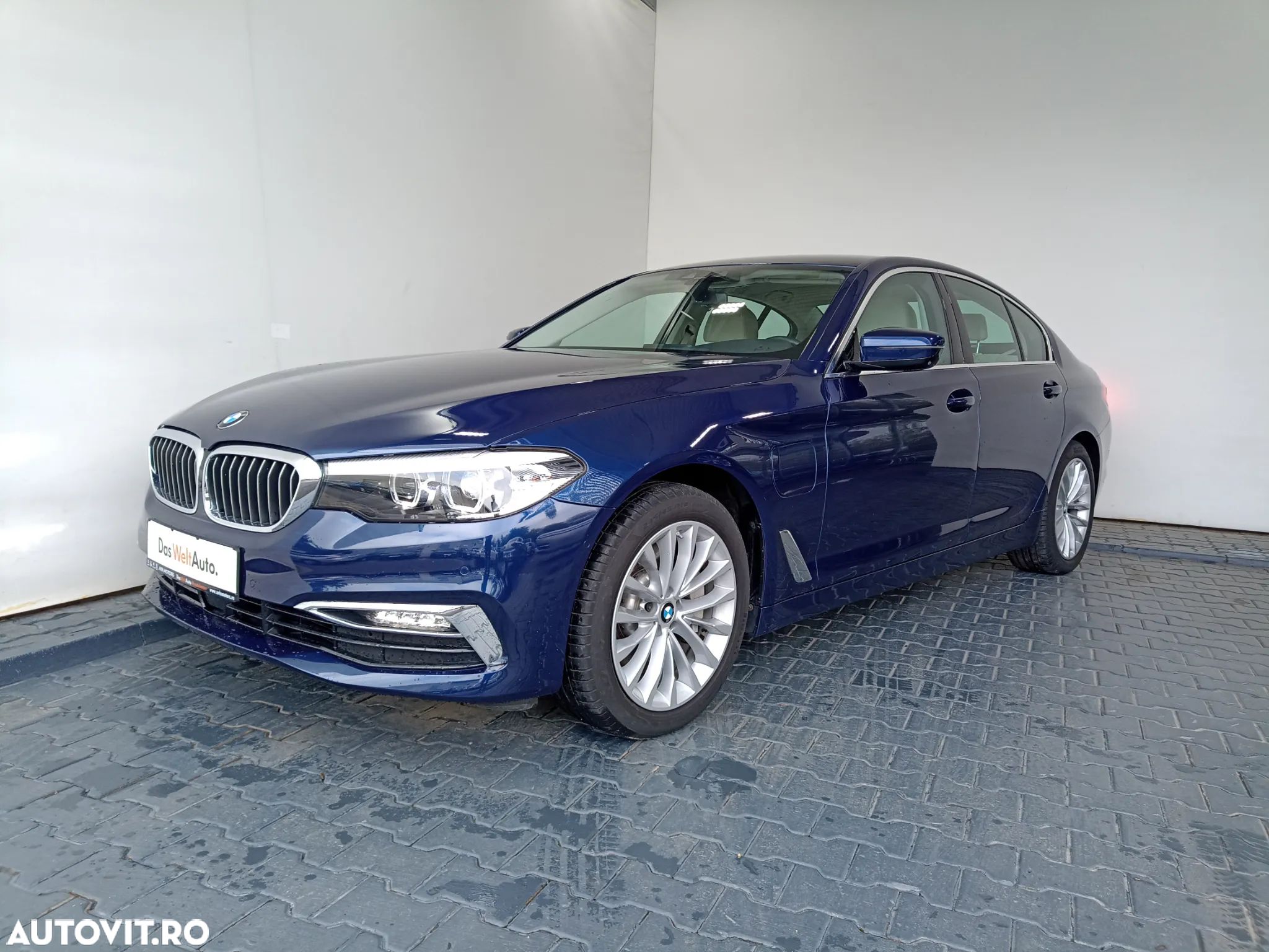 BMW Seria 5 530e iPerformance Aut. - 1