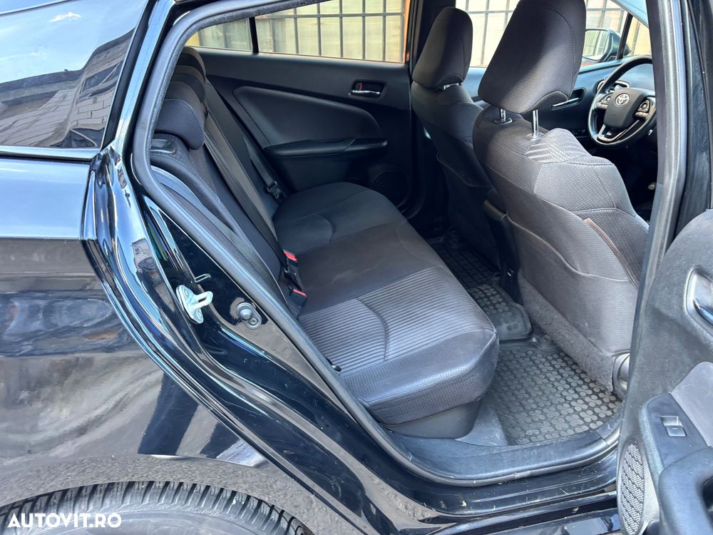 Toyota Prius Hybrid Comfort - 8