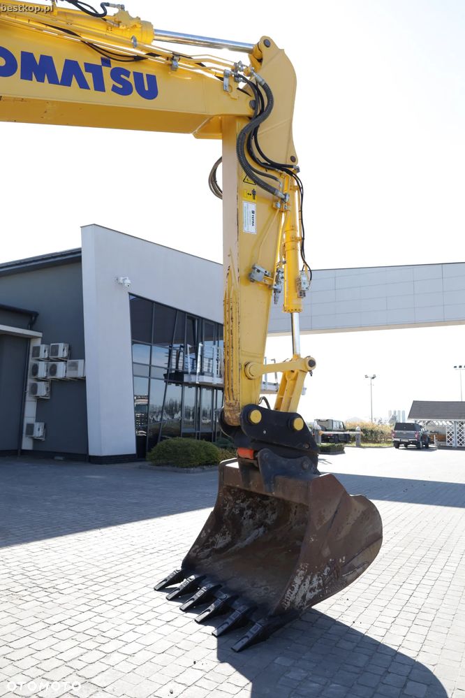 Komatsu PC210LC-11 - 14