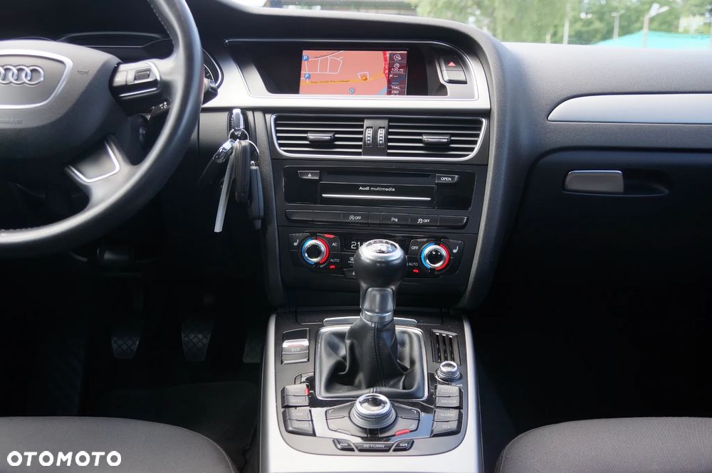 Audi A4 Limousine 2.0 TDI DPF quattro Attraction - 12