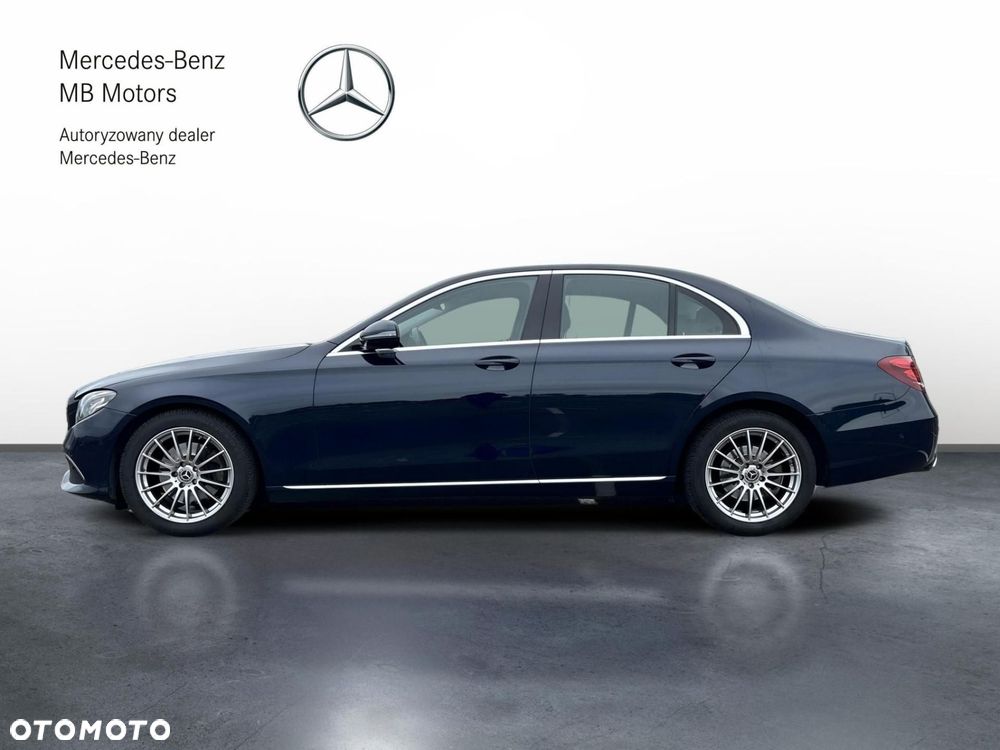 Mercedes-Benz Klasa E 220 d 4Matic 9G-TRONIC AMG Line - 3