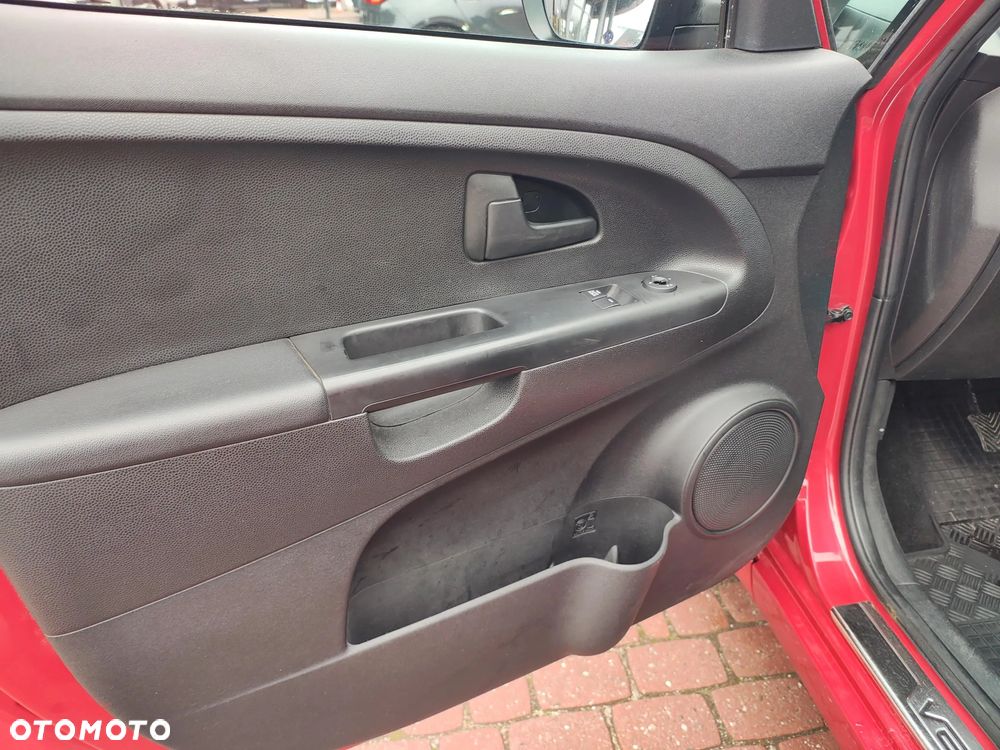 Kia Venga 1.6 M - 18