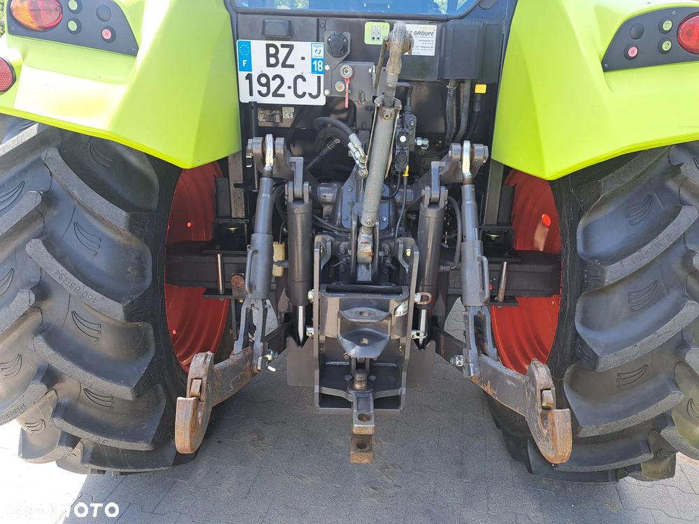 Claas ARION 420 CIS - 9