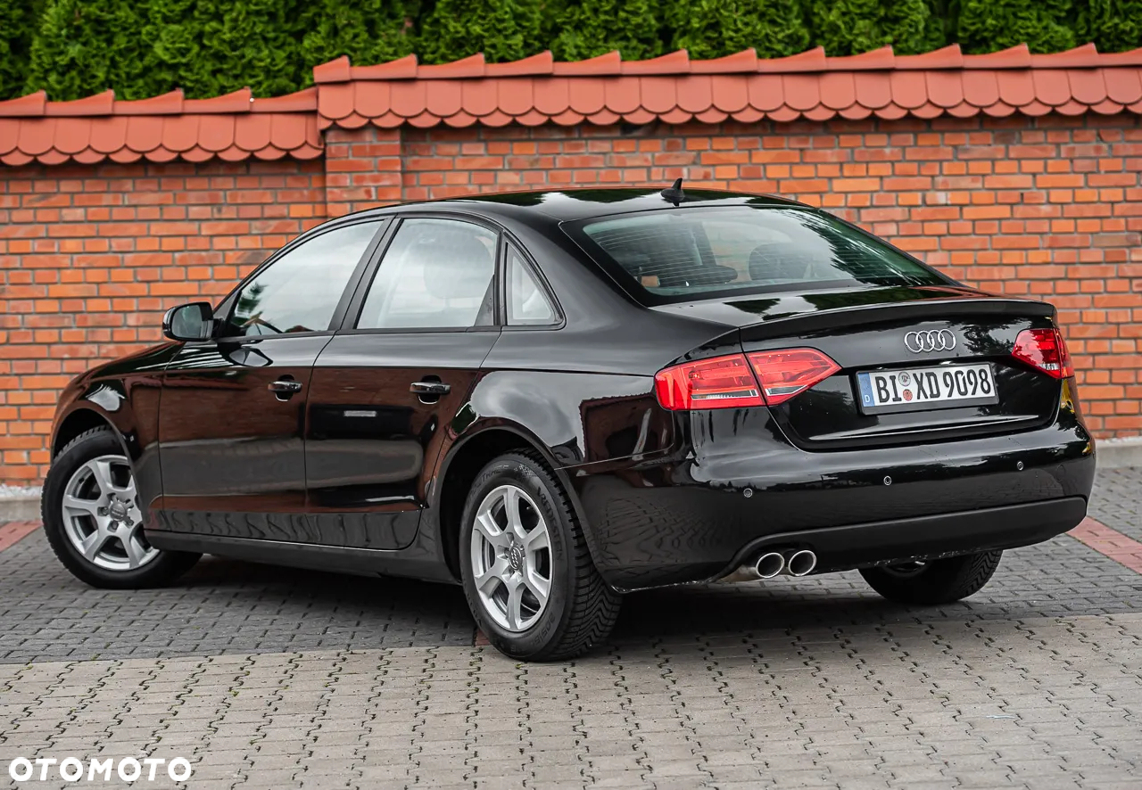 Audi A4 2.0 TDI - 9