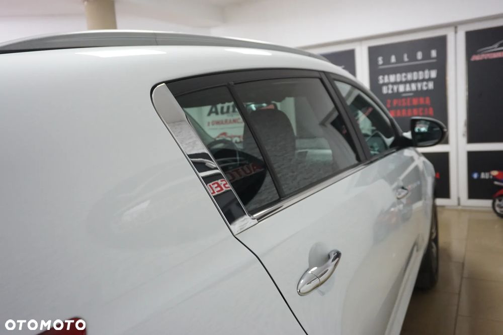 Kia Sportage 2.0 CRDI 4WD Automatik Spirit - 20