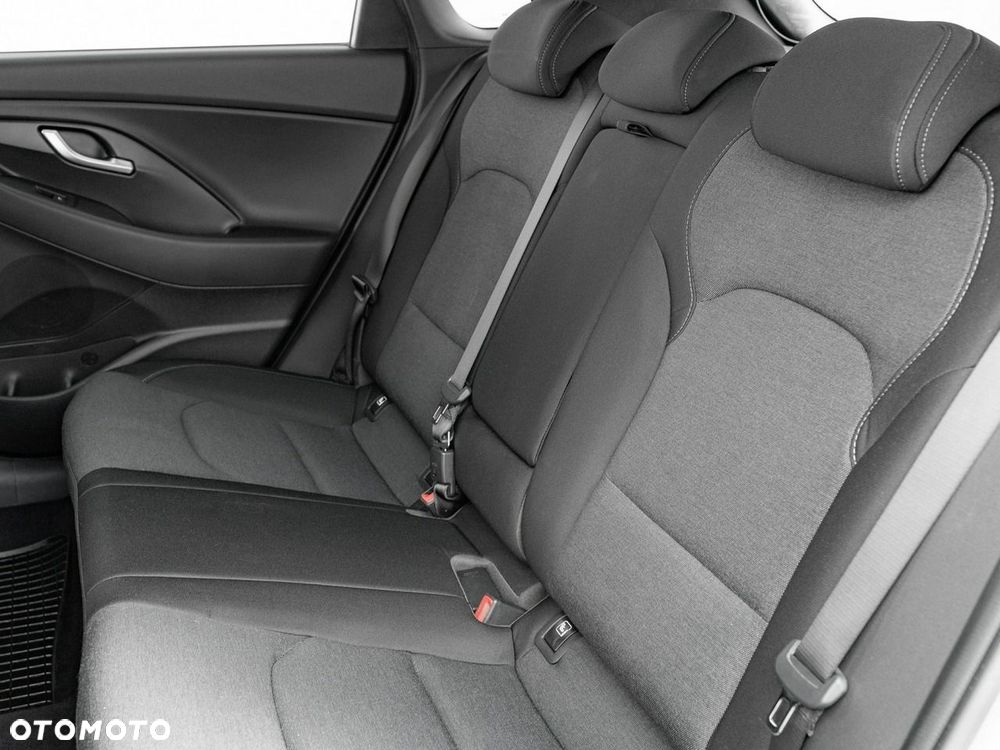 Hyundai i30 1.5 DPI Smart - 25